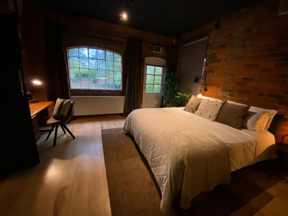 Stunning 3BD Character House near Coleshill