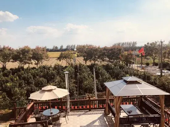 Suiyun Xianzhu Homestay (Caiyucun Road Branch)