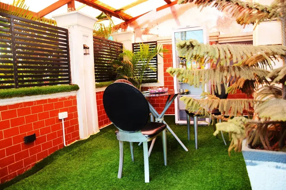 Terra Santa Lodgings & Restaurants