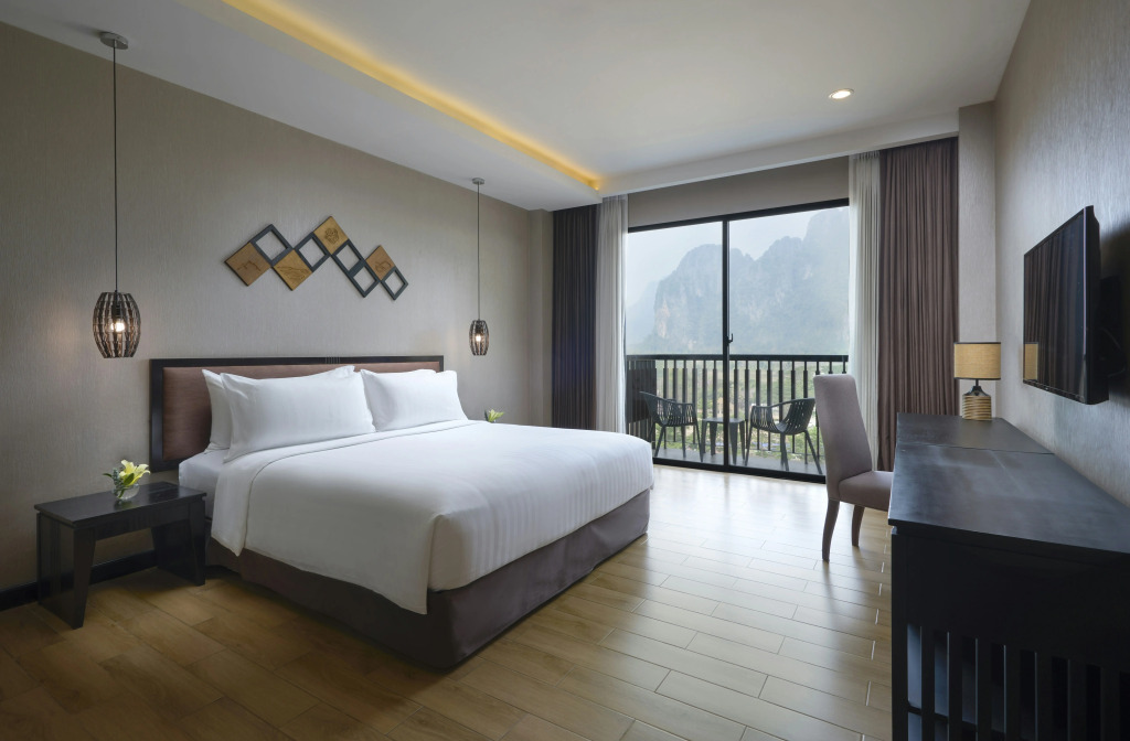 Amari Vang Vieng