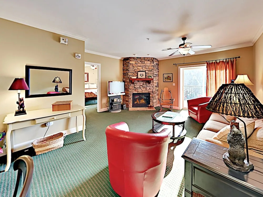 Bon Air #B3062 - 2 Br Condo
