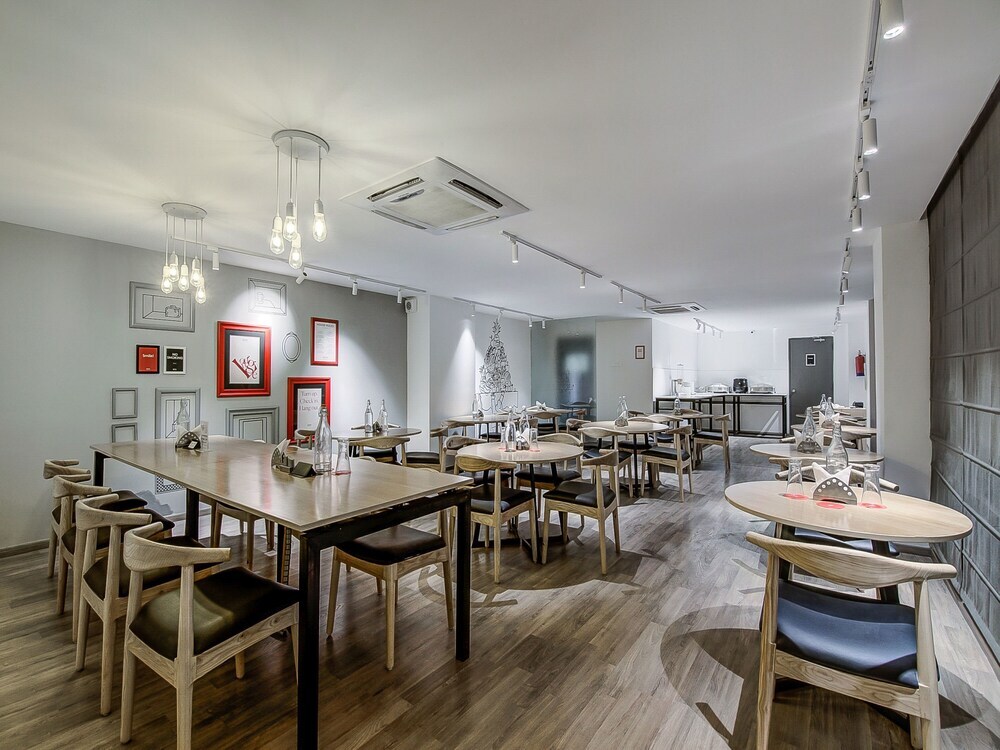 OYO Townhouse 034 -Halcyon Hitech City Road