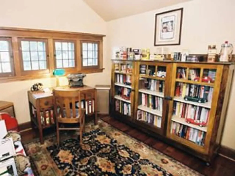 Cocoa Cottage Bed & Breakfast