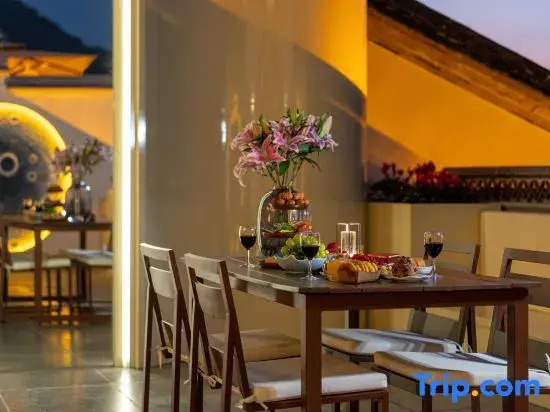 Yun Jing Xi Pan Hot Spring Homestay