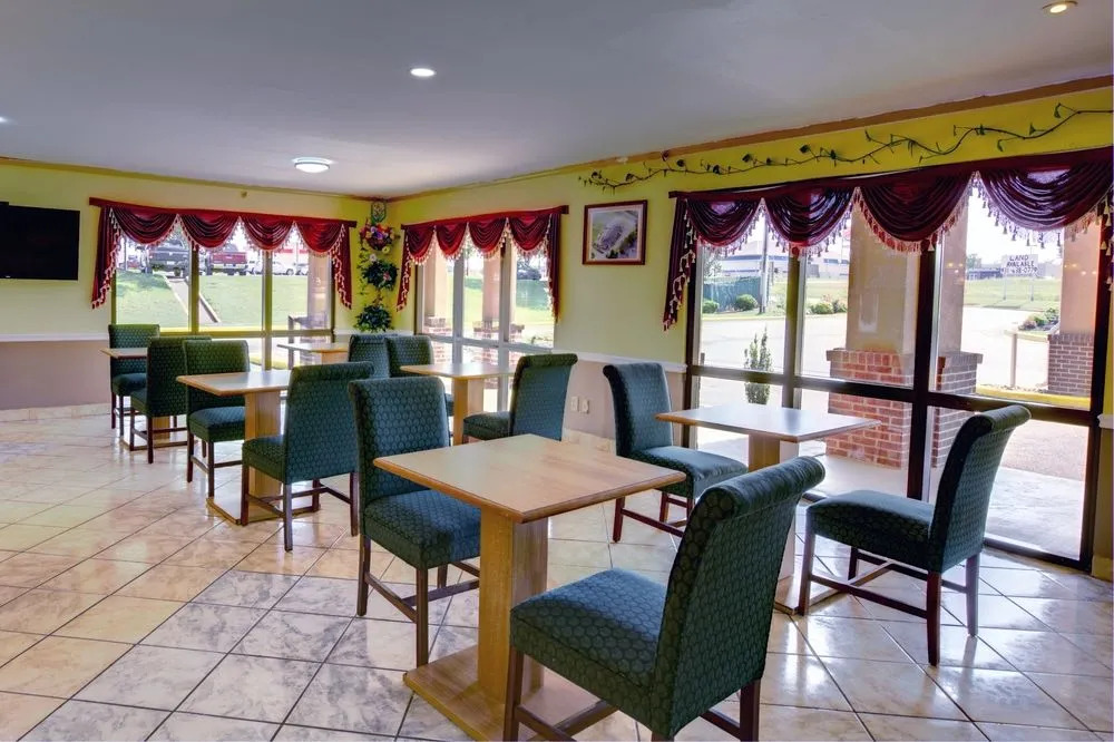 Travel Inn - Athens