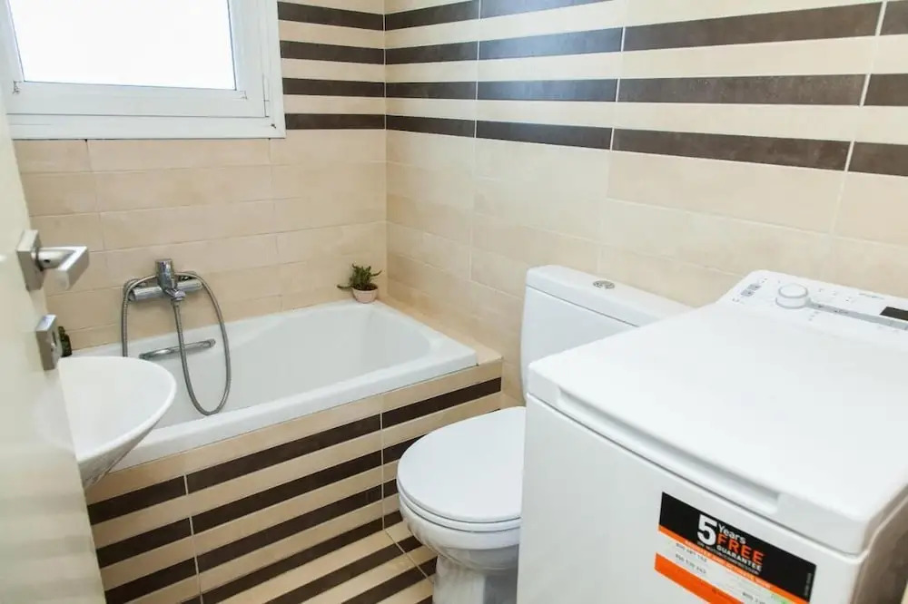 Bright apt w lovely view in Lycabettus
