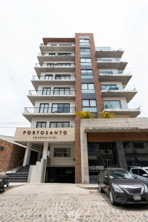 3 Adults or 2 Adults 2 Kids 1 Block From Ocean A Location