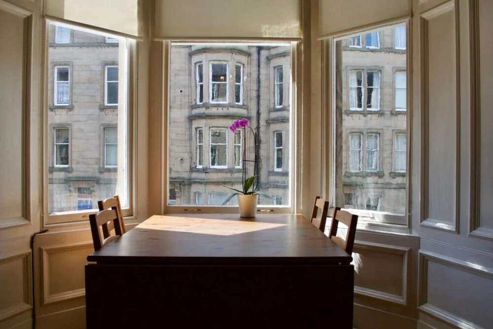 1 Bedroom Stockbridge Apartment