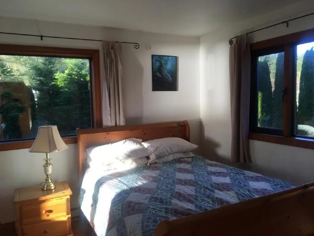 Tofino Stormbay Guest House