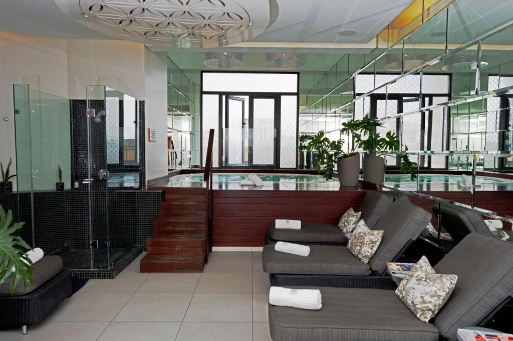 DAVINCI Suites