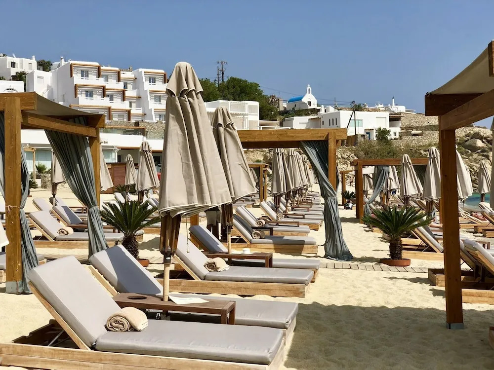 Beachfront Mykon Villa