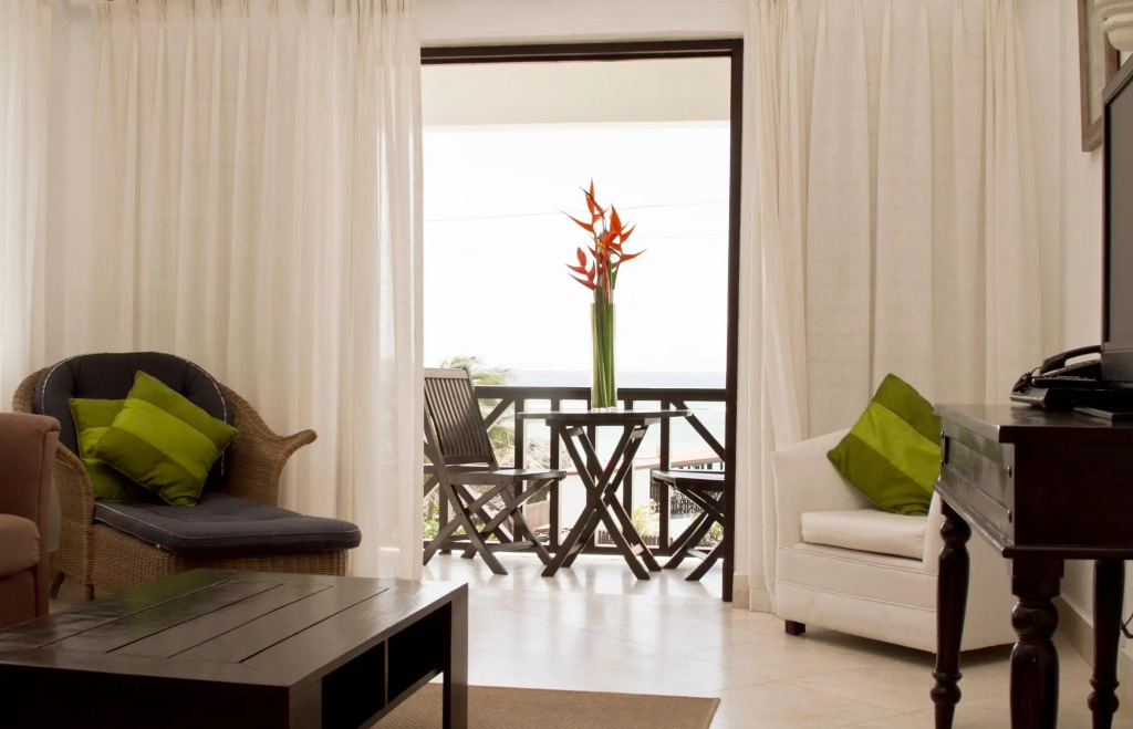 Silver Point Hotel