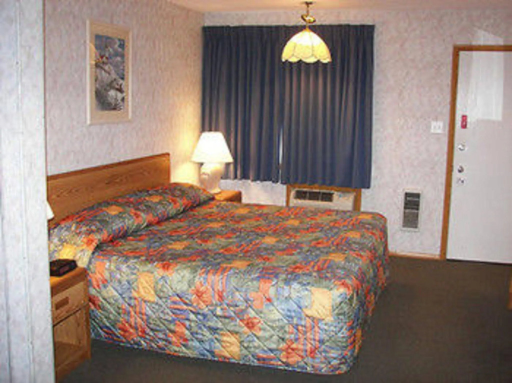Sea Spray Motel