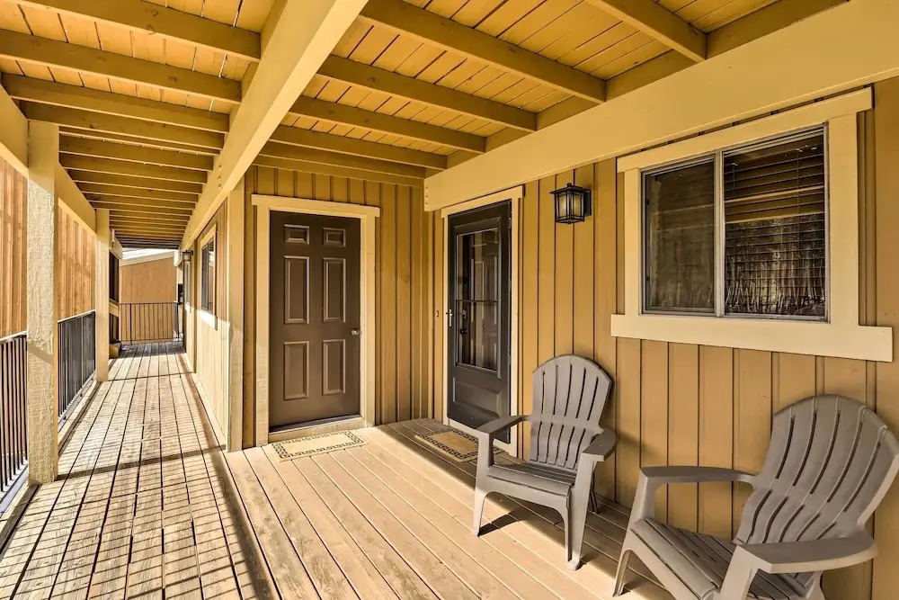 Cozy Ski Chalet < 3 Mi to Winter Park Resort!