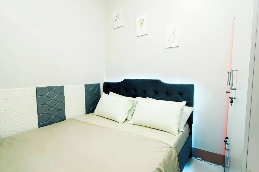 Homey Condo by the Bay