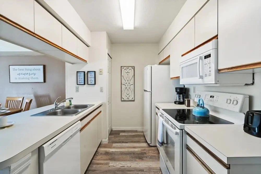 Villas at Somerset 3 Bedroom Condo Amenity Access 3 Condo
