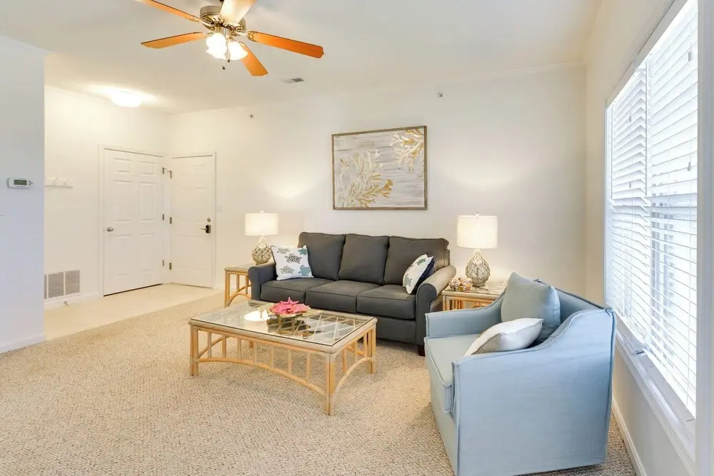 4 Mi to Beaches: Luxe Coastal Resort Condo
