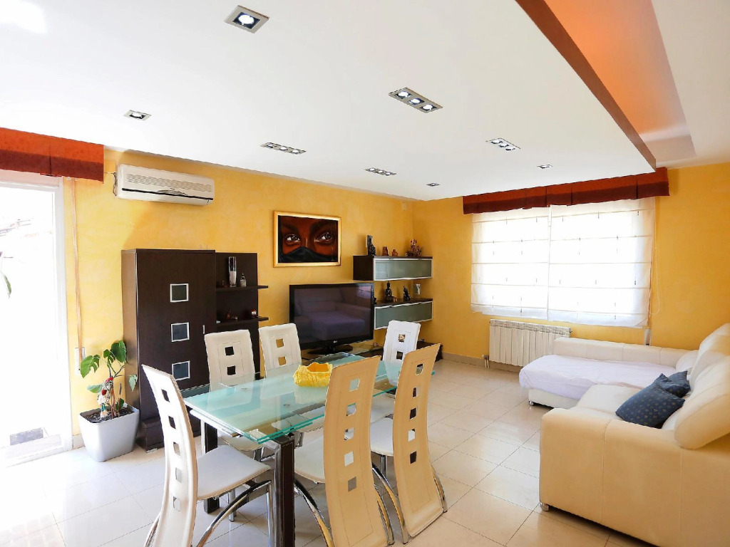 Leticia - Six Bedroom