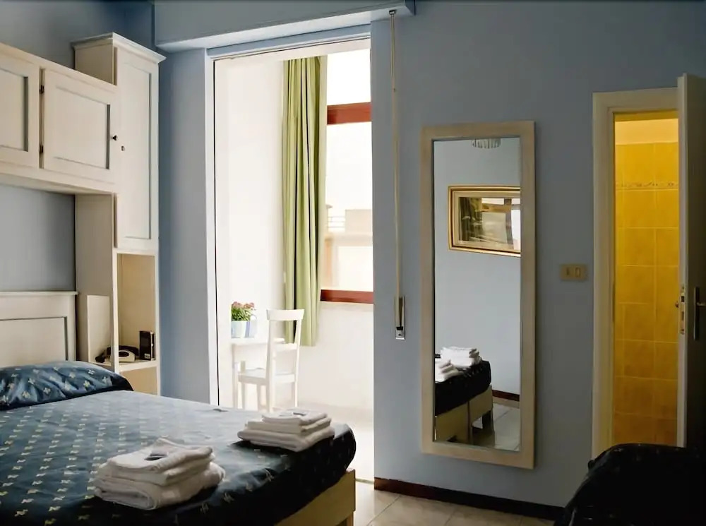 Hotel Eko