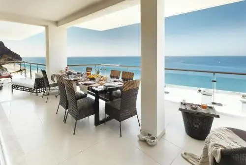 CALI Deluxe Holidays, Sesimbra