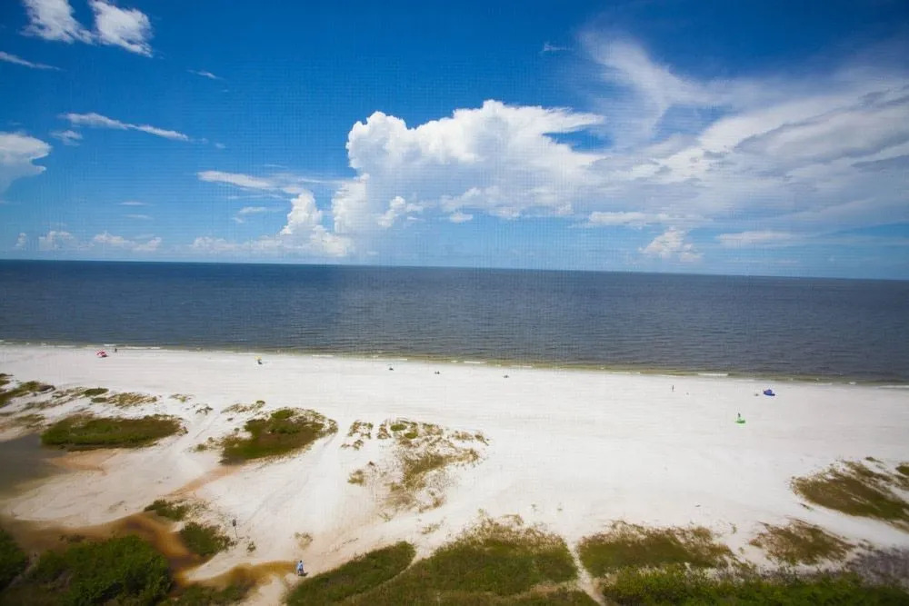 Fort Myers Beach Area 7500 - 1103