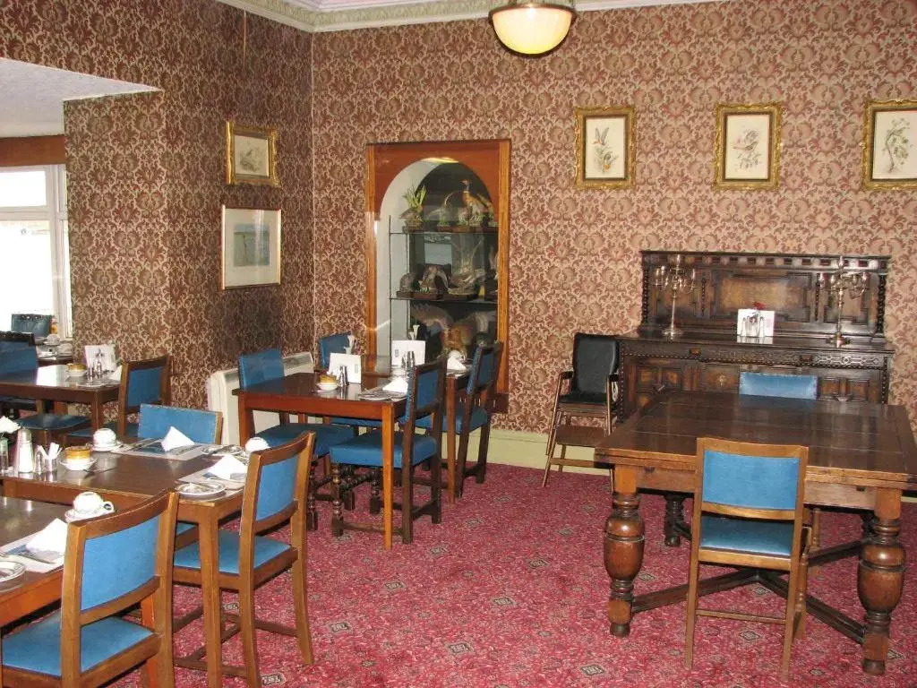 Lancaster Hotel