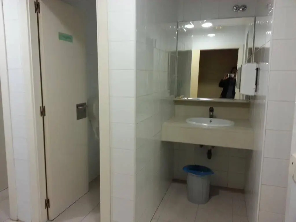 Barcelona Housing recommend for Students