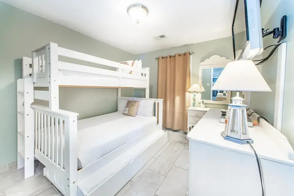 Beachside Villas 814