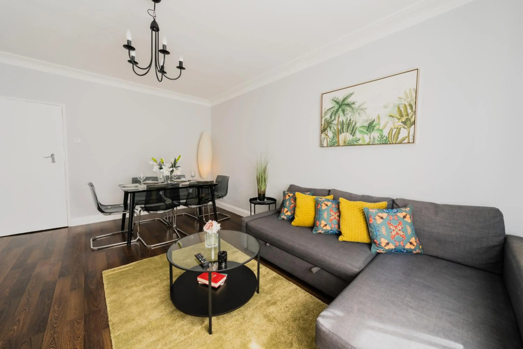 2-bedroom Apartment in Baker Street