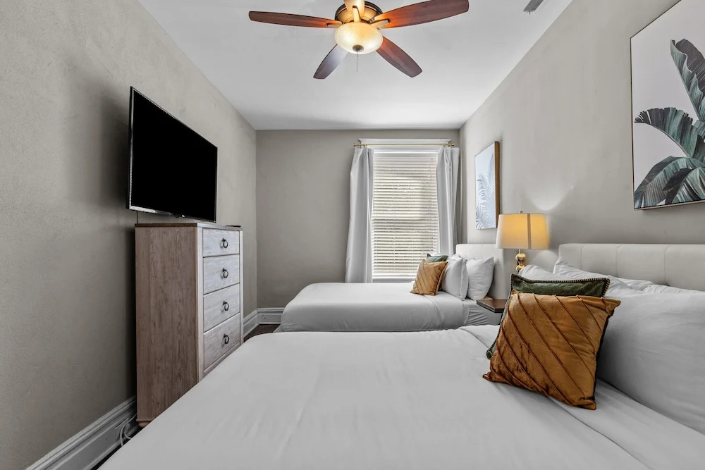 Cozy Shaw Sanctuary | JZ Vacation Rentals