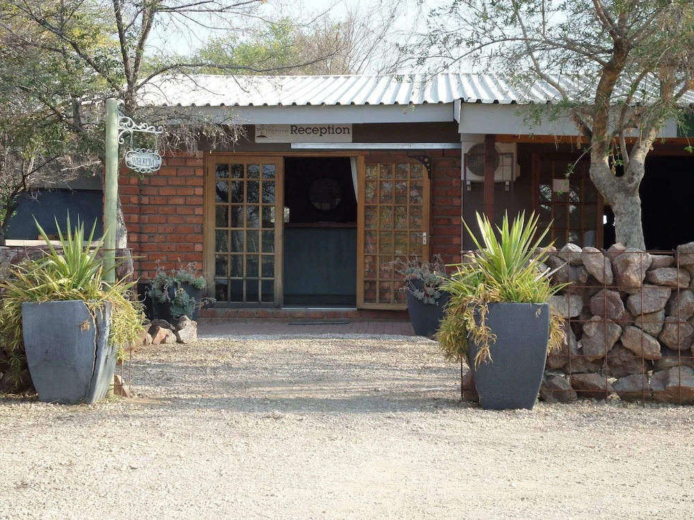 Out Of Nature Country Lodge