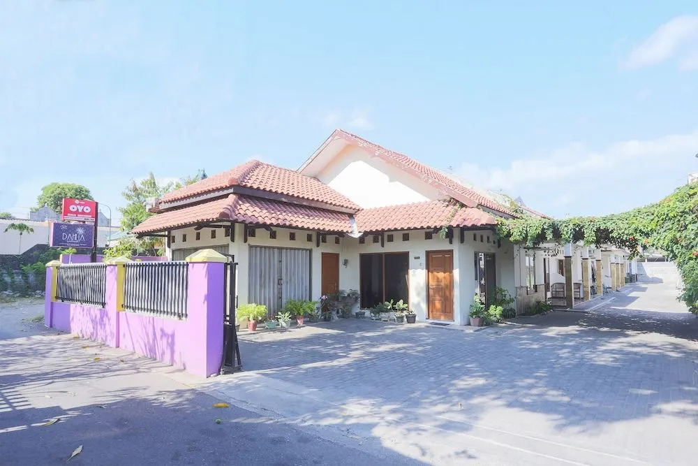Oyo 1680 Dahlia Guesthouse