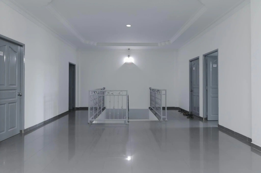 RedDoorz Plus near Batam City Square