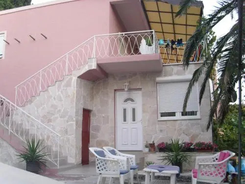 Rooms Sutomore