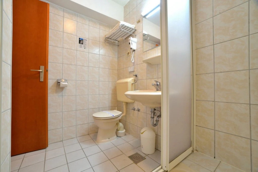 Hotel Alkar - Family Friendly Hotel with Pool in Sinj, Dalmatia