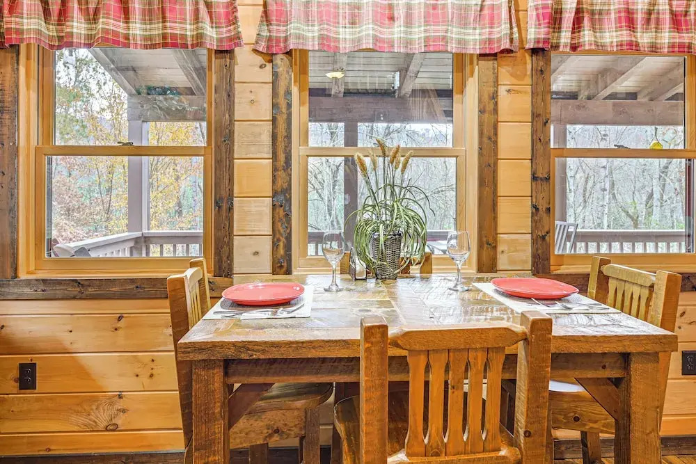 Cozy Couples Getaway w/ Hot Tub: 'fox Ridge Cabin'