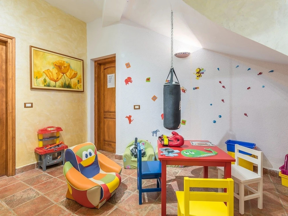 Rustically Furnished Villa With Swimming Pool and Spacious Yard Near Labin