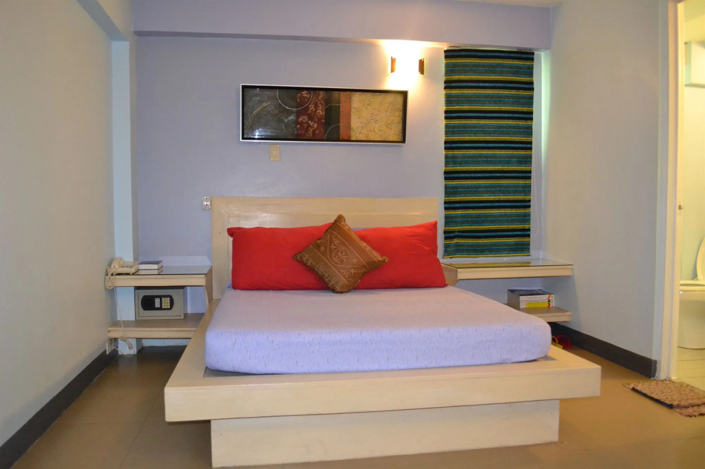 Franchise One Hotel