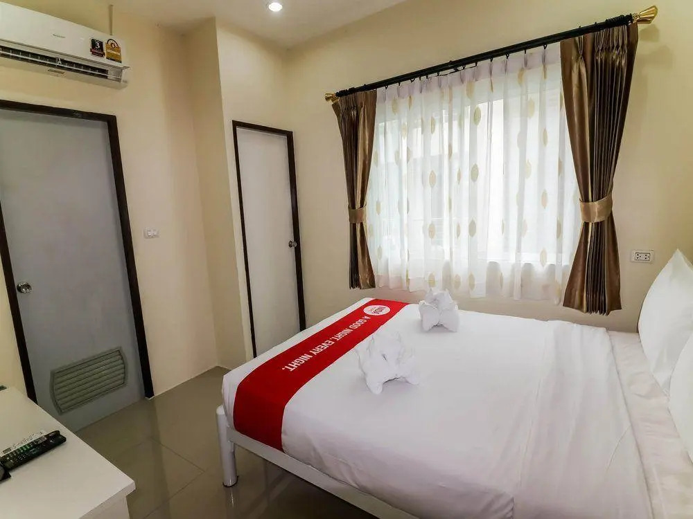 NIDA Rooms Patong Hill House