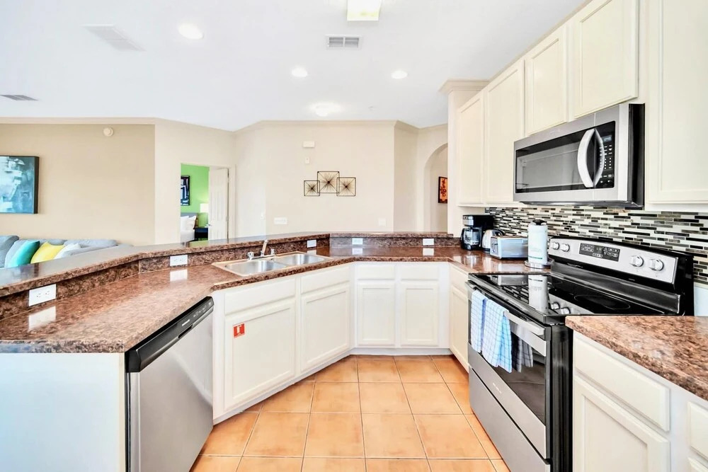 Near Disney 2BR King Queen With Hot Tub Games Room