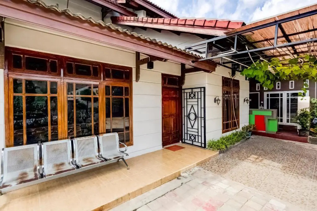 OYO 3305 Bumi Siliwangi Residence