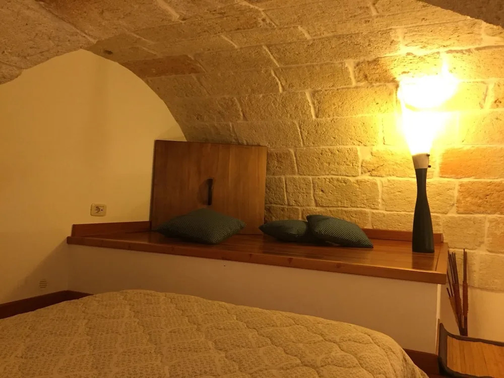 Levante Rooms