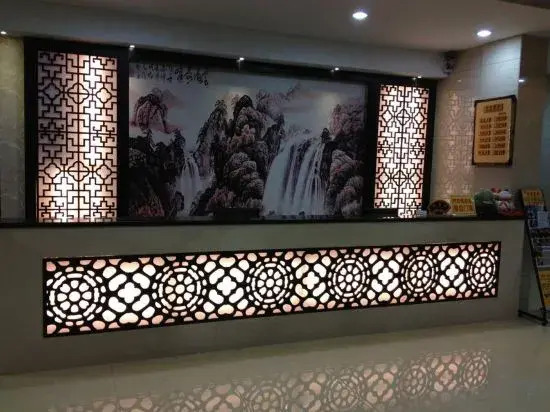 7 xing Ge Business Hotel