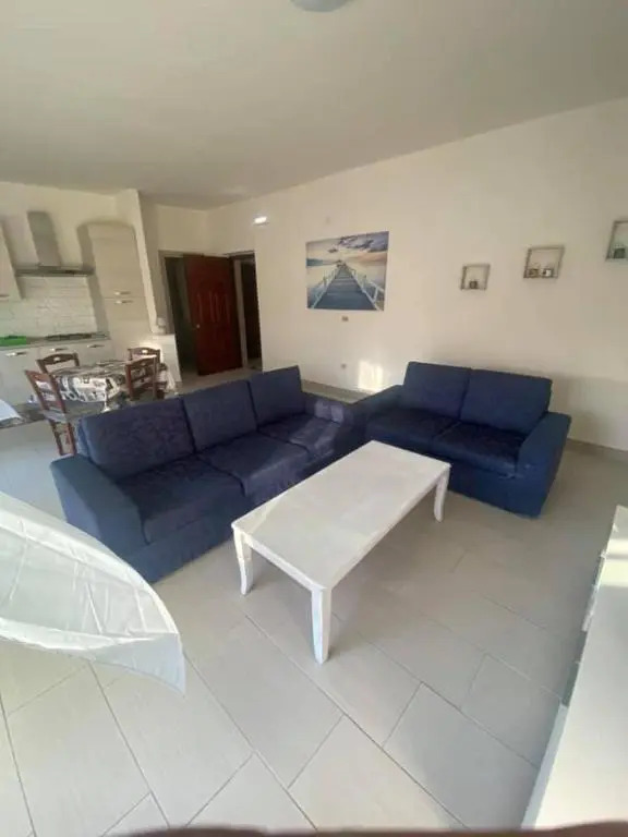 Domizia House