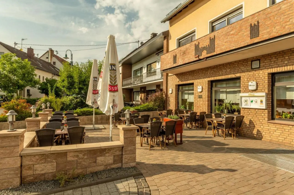 Hotel Restaurant Zur Neroburg