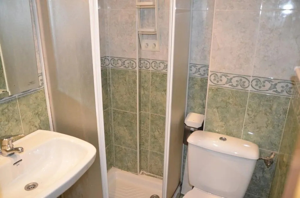 Hostal Adela