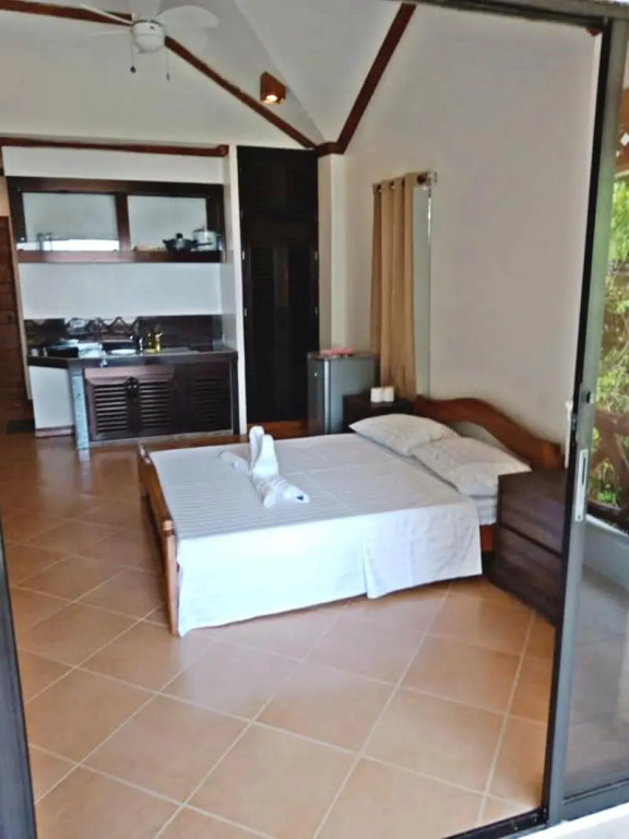Bruce Beach Resort