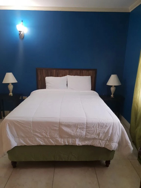 Palms Of Ottawa Rooms and Apartments