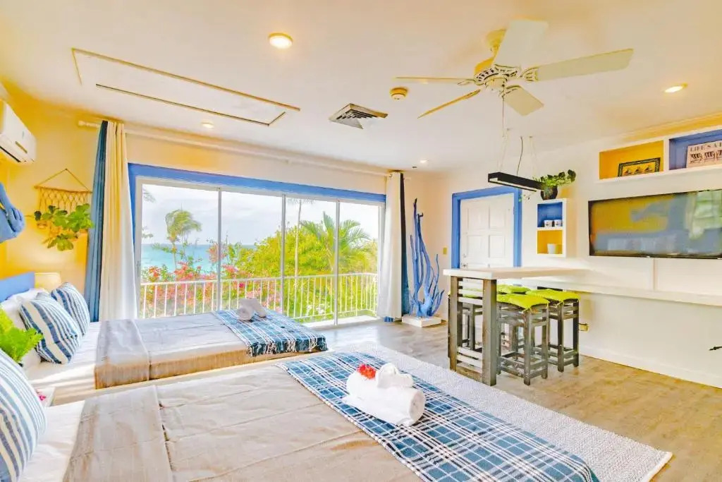 Viking Hill Oceanfront Hostel & Resort