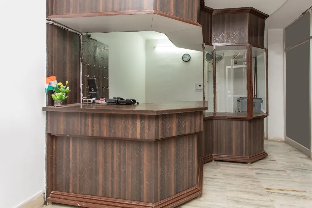 OYO Flagship 28062 Kamla Shree